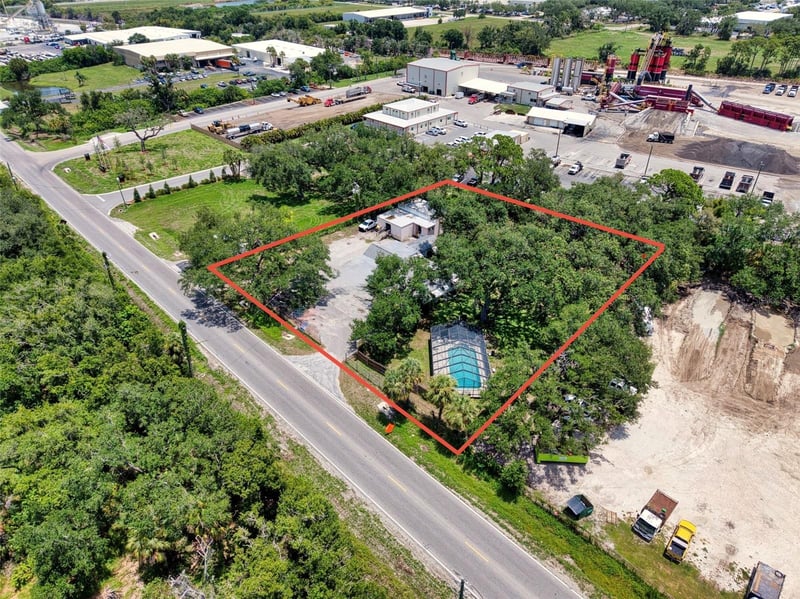 4727 15th St, Bradenton, FL 34203