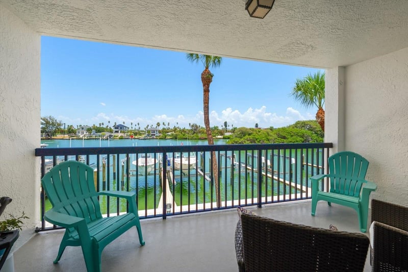 3111 Pass A Grille Way #110, St Petersburg, FL 33706