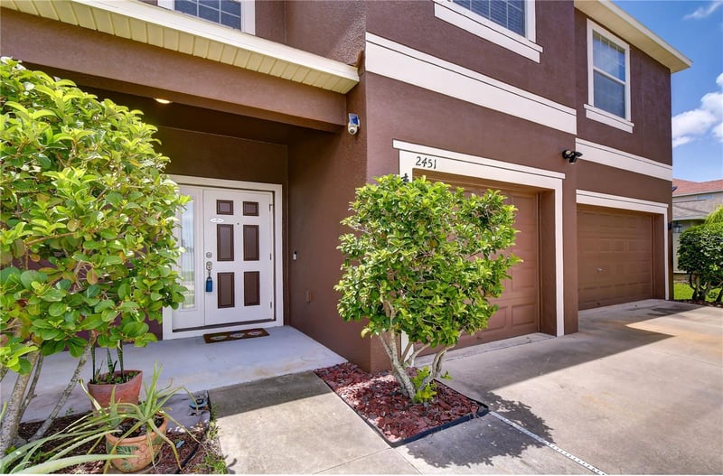 2451 Dakota Rock Dr, Ruskin, FL 33570