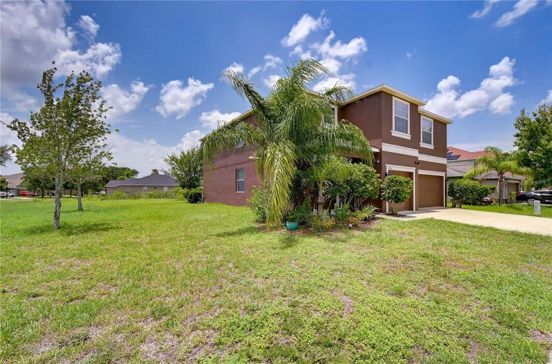 2451 Dakota Rock Dr, Ruskin, FL 33570