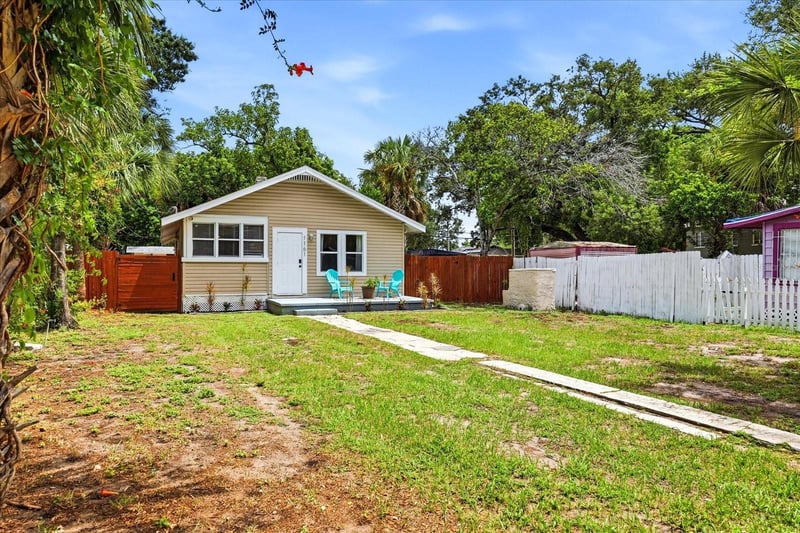 1161 Newton Ave, St Petersburg, FL 33705
