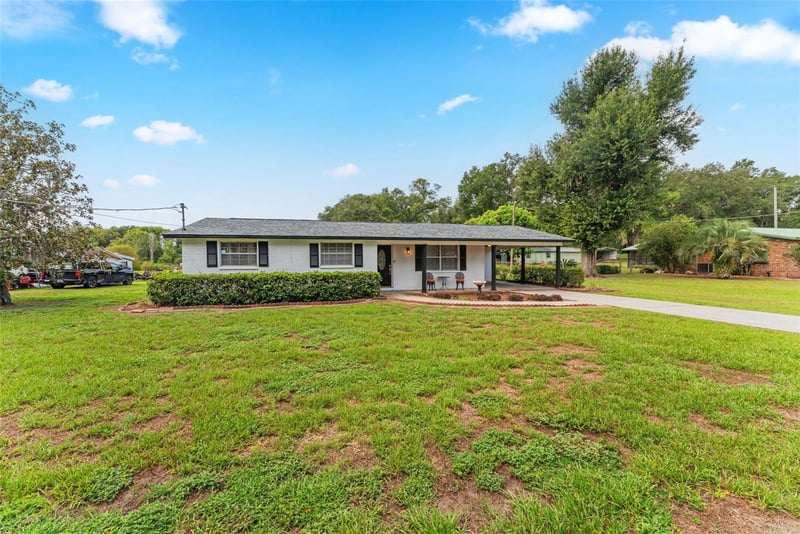 3825 Swindell Rd, Plant City, FL 33565