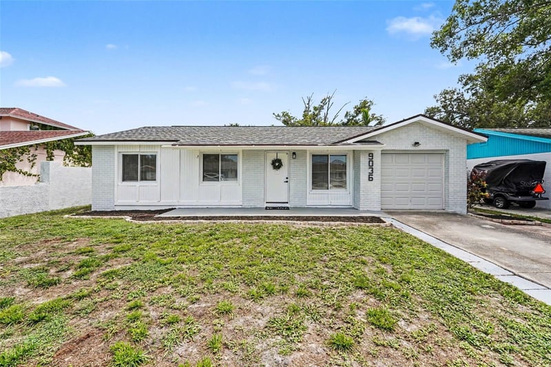 9036 109th Ter, Seminole, FL 33777