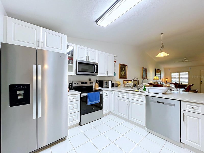 1172 Somerset Cir, Dunedin, FL 34698