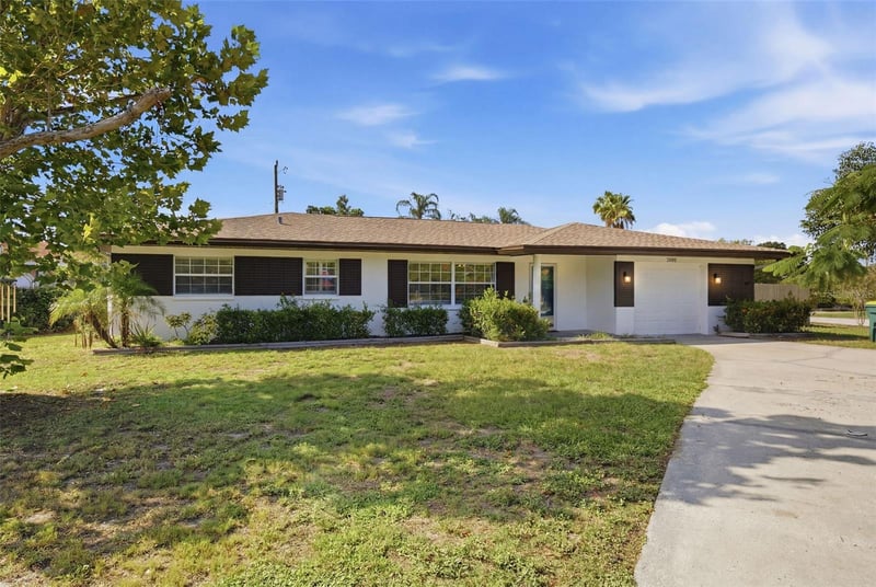 2051 Magnolia Dr, Clearwater, FL 33764