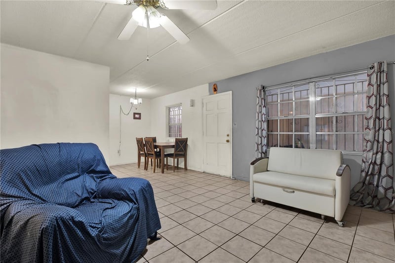 4701 Christa Ct #341, Tampa, FL 33614