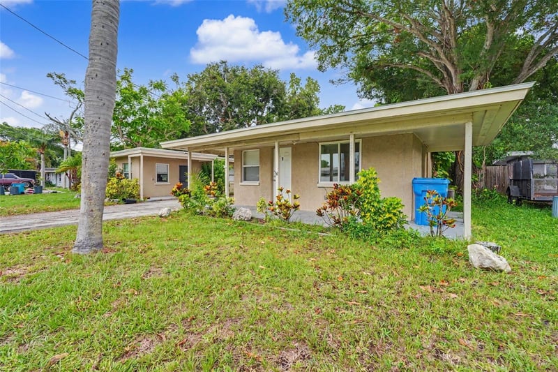 10598 106th Ave, Largo, FL 33773