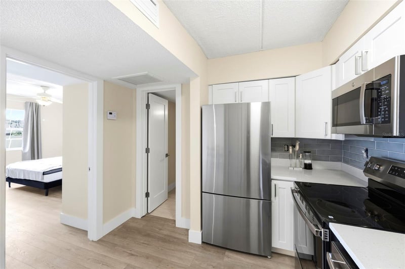 10365 Paradise Blvd #1, Treasure Island, FL 33706