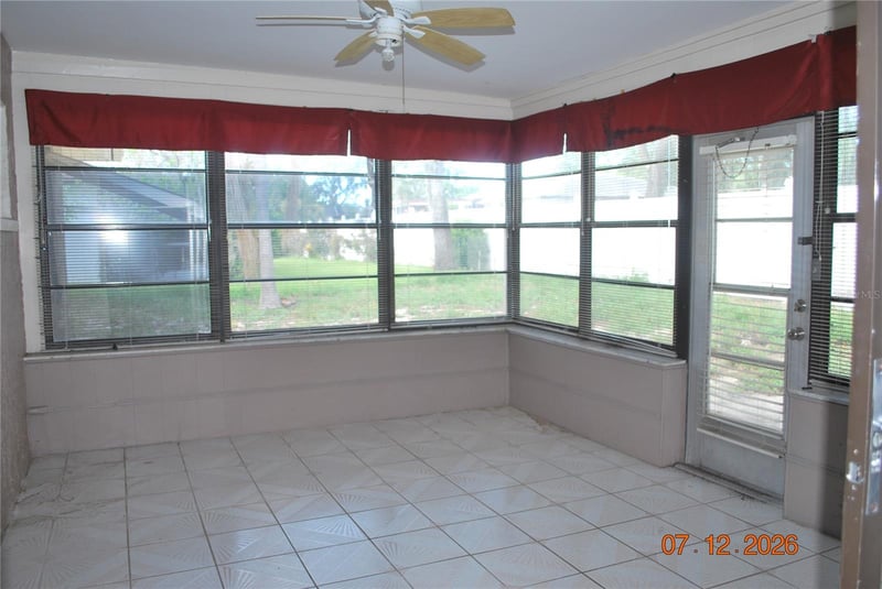 8941 Forest Lake Dr, Port Richey, FL 34668