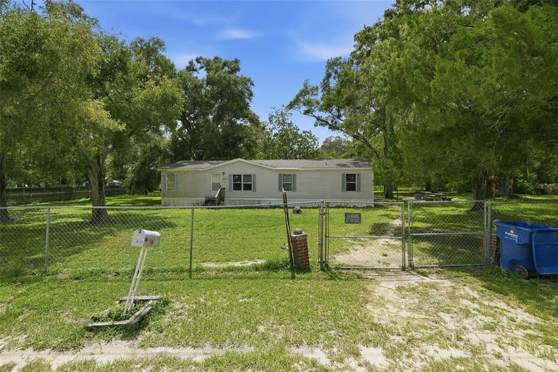 7825 Calabash Ln, New Port Richey, FL 34653