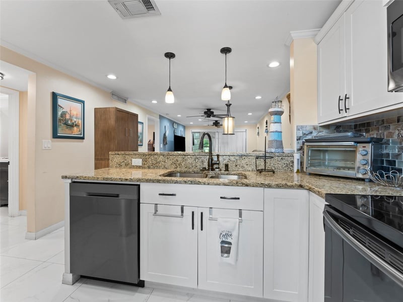 4237 Redcliff Pl #-, New Port Richey, FL 34652