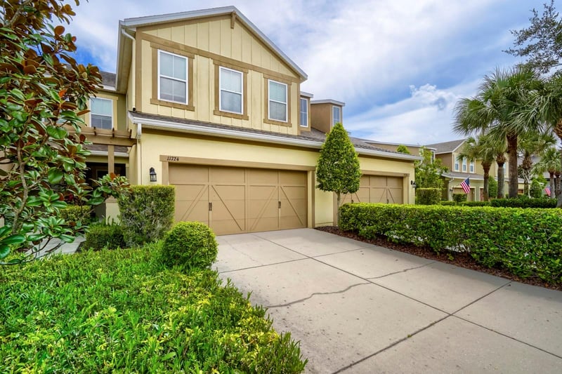 11724 Casa Lago Ln, Tampa, FL 33626