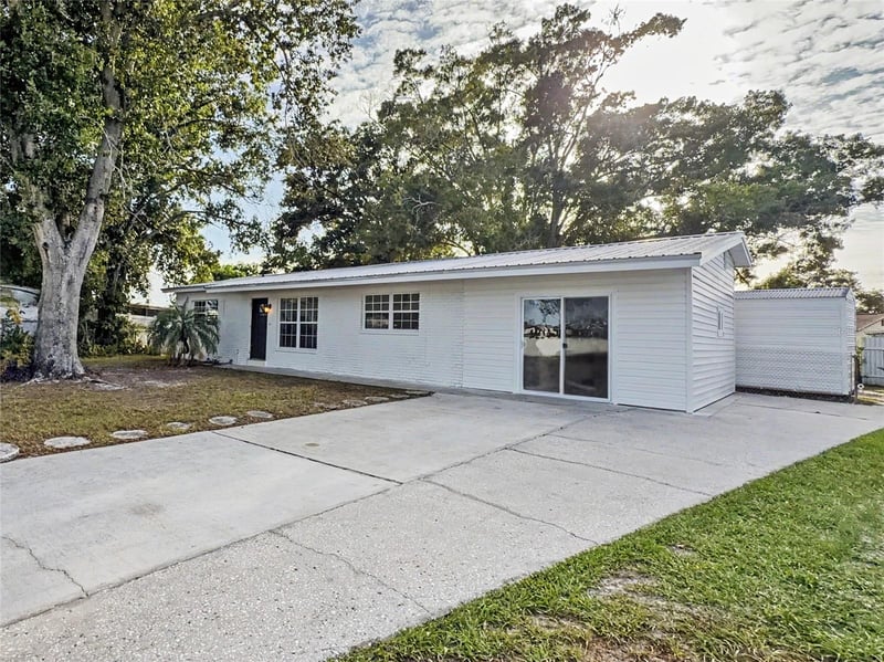 6404 Willow Bend Pl, Tampa, FL 33634