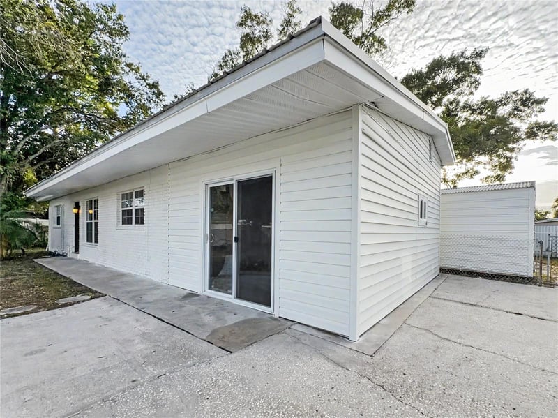 6404 Willow Bend Pl, Tampa, FL 33634