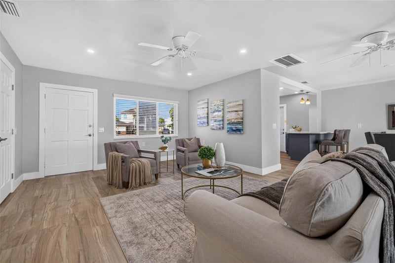 8651 Gulf Blvd, St Pete Beach, FL 33706