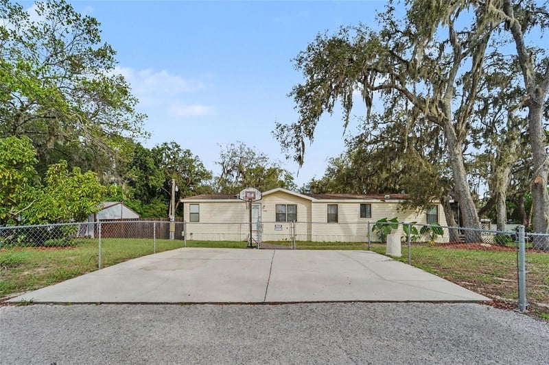 12464 Lantana Ave, New Port Richey, FL 34654
