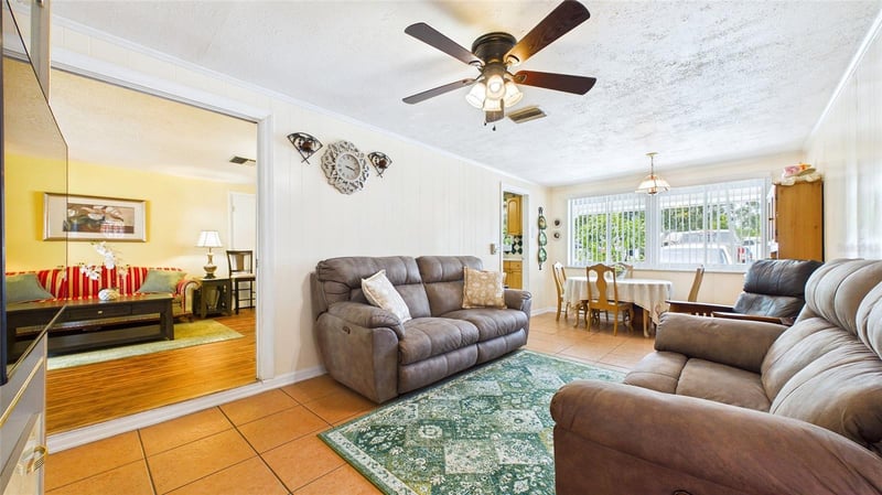 2809 Edenwood St, Clearwater, FL 33759