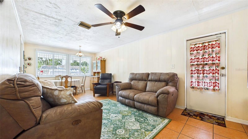 2809 Edenwood St, Clearwater, FL 33759