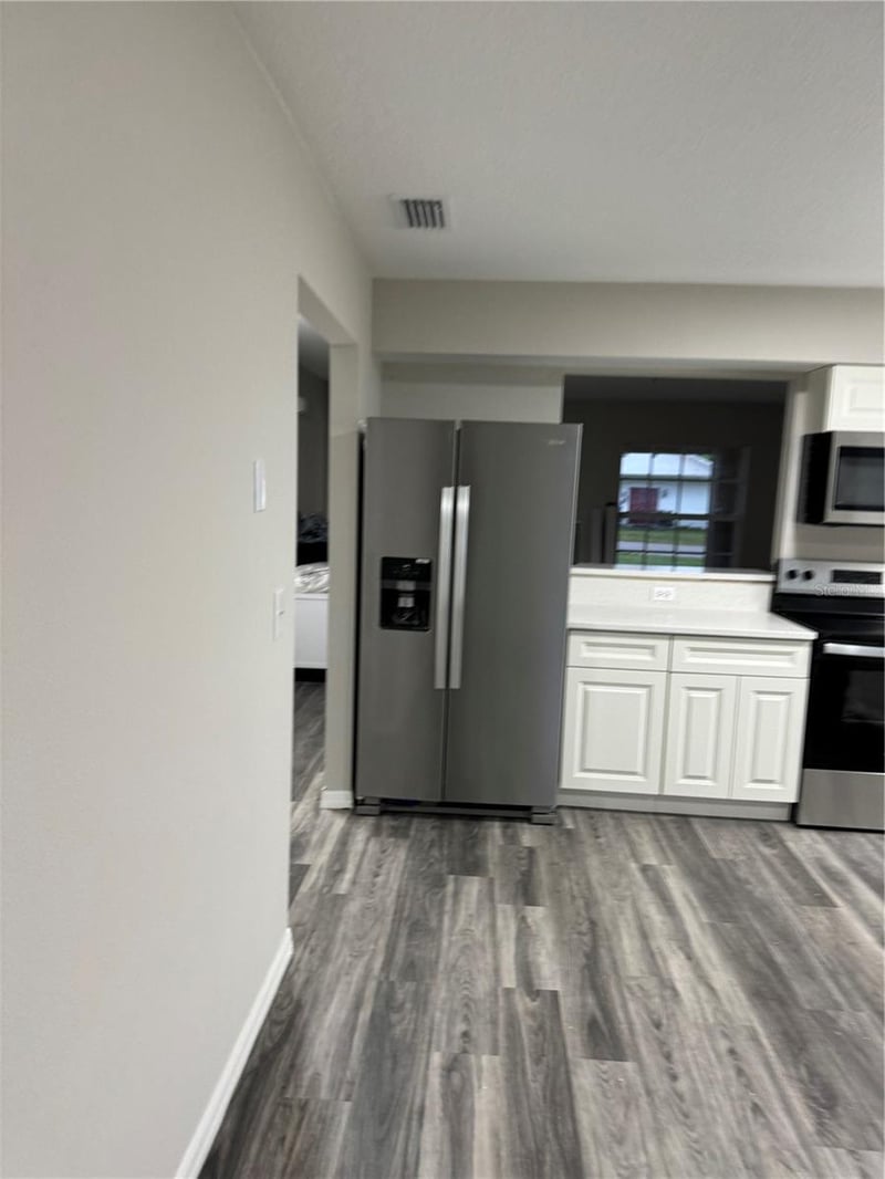 37209 Lock St, Dade City, FL 33523