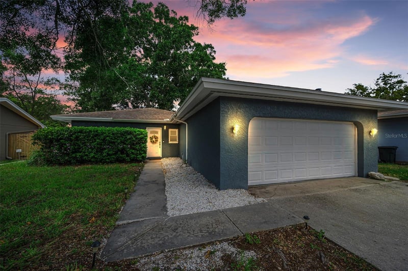 1760 Orangeside Rd, Palm Harbor, FL 34683