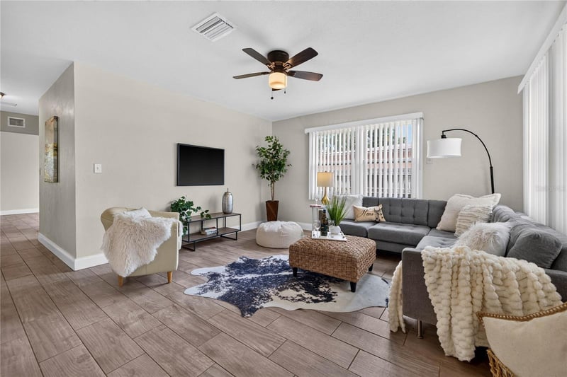 8460 55th St, Pinellas Park, FL 33781