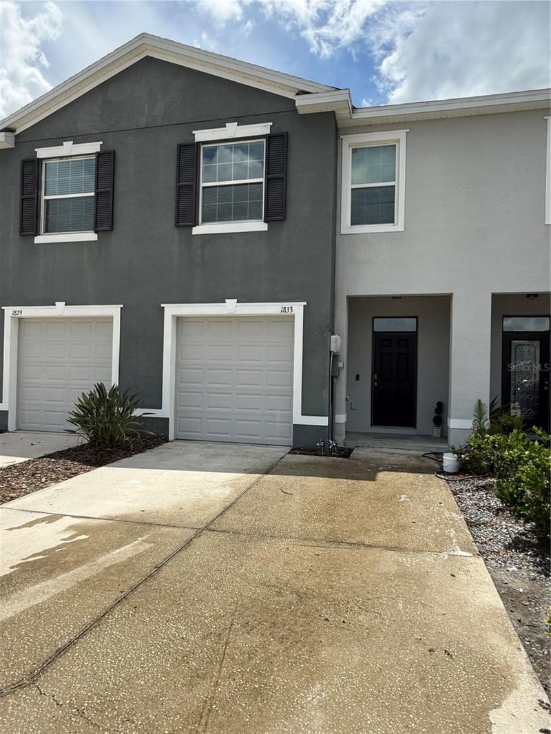 1833 Hovenweep Rd, Wesley Chapel, FL 33543