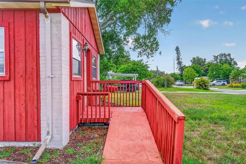 2600 25th Ave, St Petersburg, FL 33713