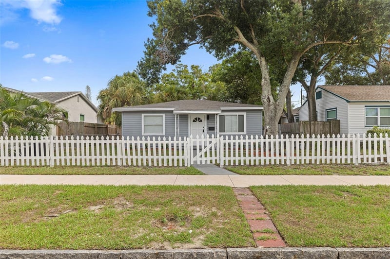 4110 3rd Ave, St Petersburg, FL 33711
