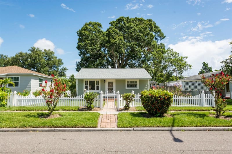 835 49th Ave, St Petersburg, FL 33703