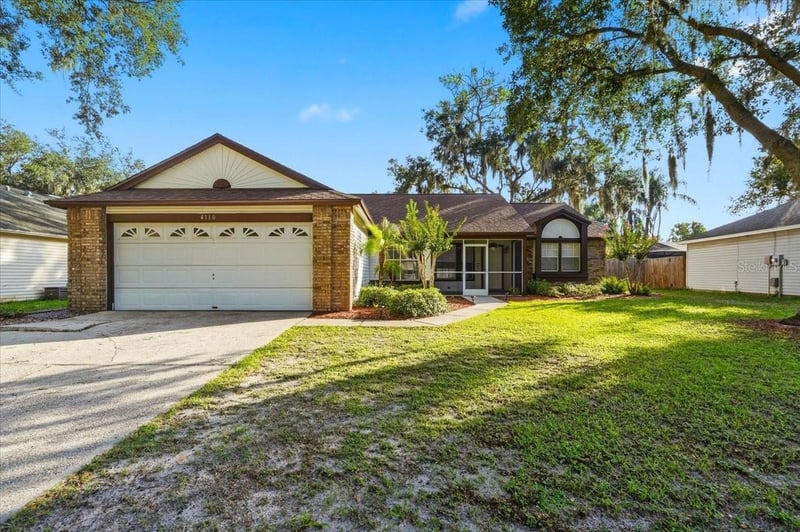 4110 Longfellow Dr, Plant City, FL 33566