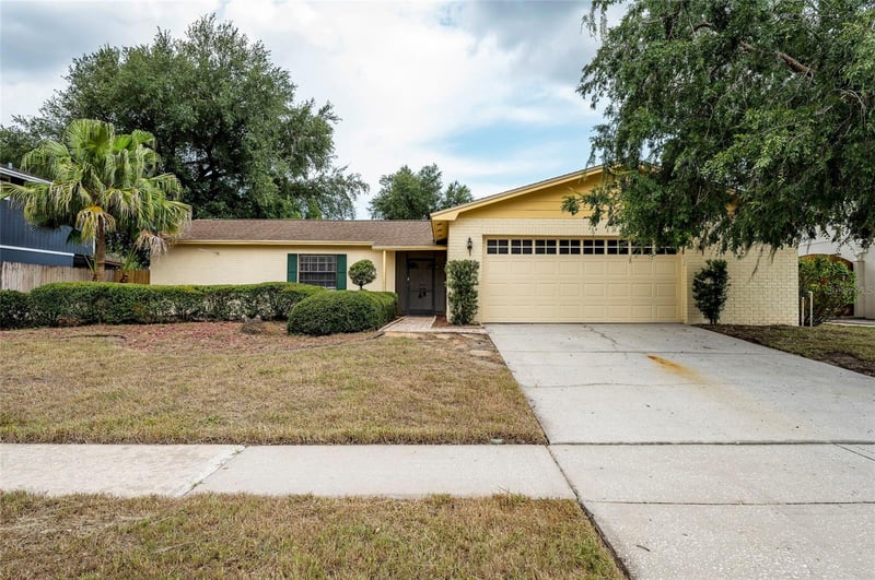4702 Southbreeze Dr, Tampa, FL 33624