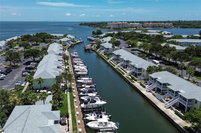 5111 Coquina Key Dr #C, St Petersburg, FL 33705