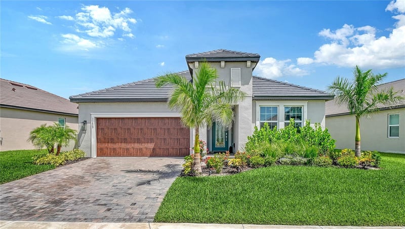 11829 Lilac Pearl Ln, Parrish, FL 34219