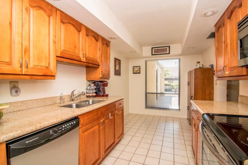 3300 Cove Cay Dr #1C, Clearwater, FL 33760