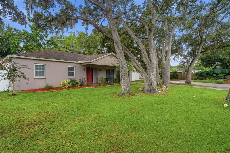 1901 Diana St, Tampa, FL 33610