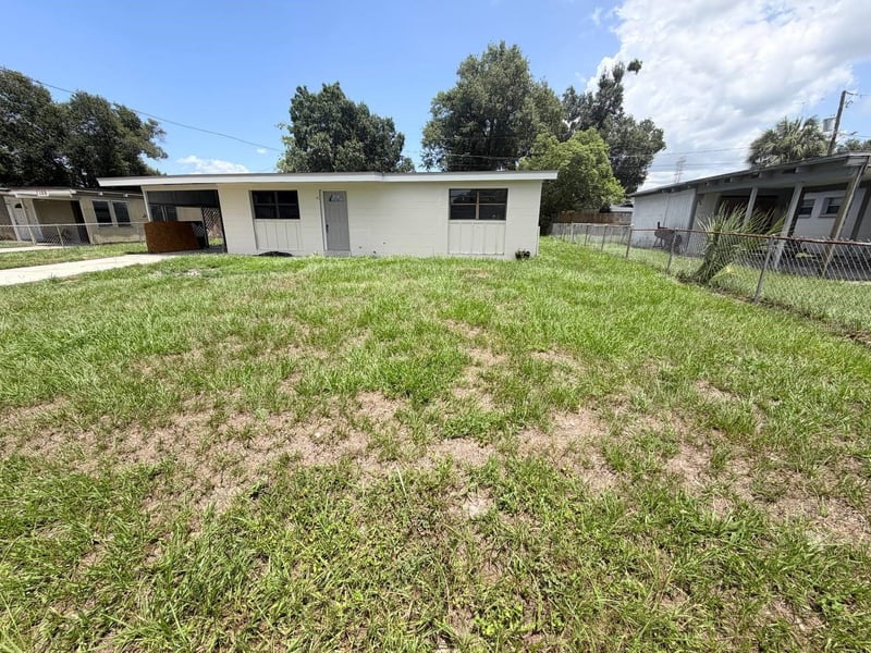 1310 Warrington Way, Tampa, FL 33619