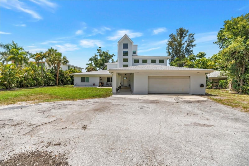2280 Pinellas Point Dr, St Petersburg, FL 33712