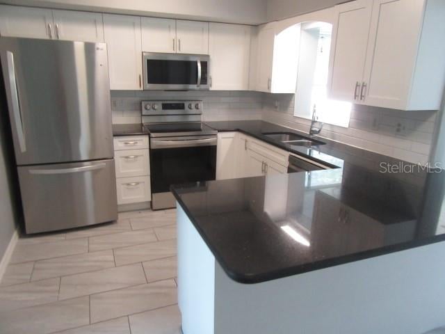 890 7th Ave, Largo, FL 33770