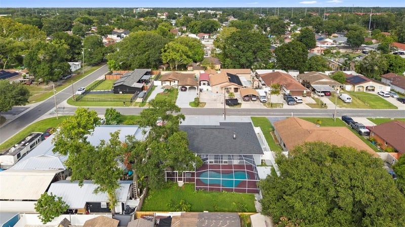 6920 Cameron Ave, Tampa, FL 33614