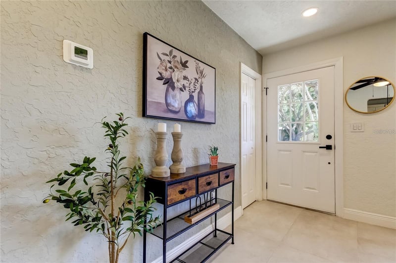 10932 Village Green Ave, Seminole, FL 33772