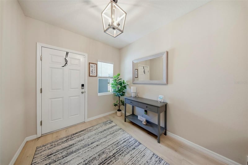12953 Camarillo Pl, Lithia, FL 33547