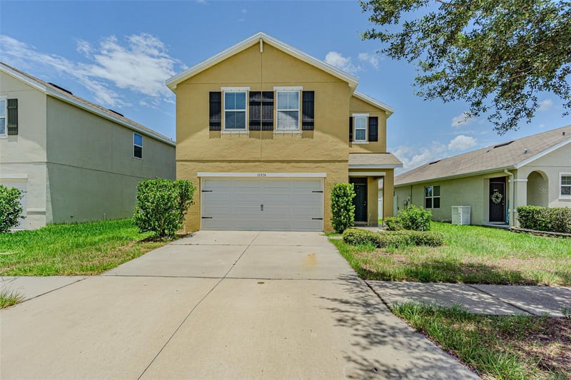 10536 Whispering Hammock Dr, Riverview, FL 33578