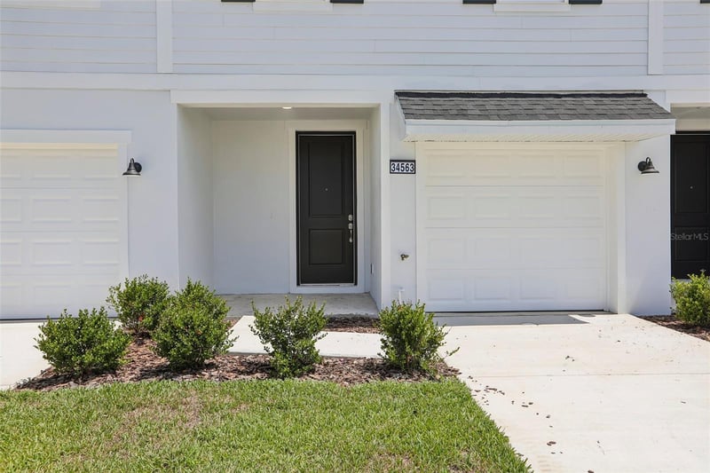 34563 Turpins Ave, Zephyrhills, FL 33541
