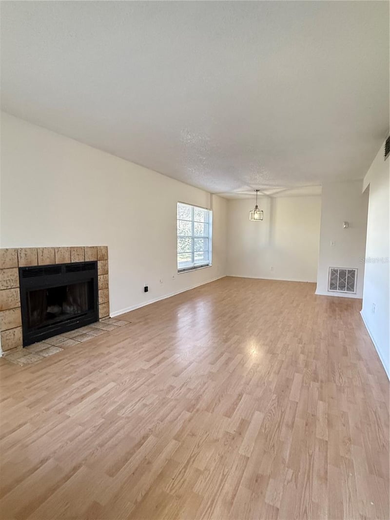 14308 Hanging Moss Cir #102, Tampa, FL 33613