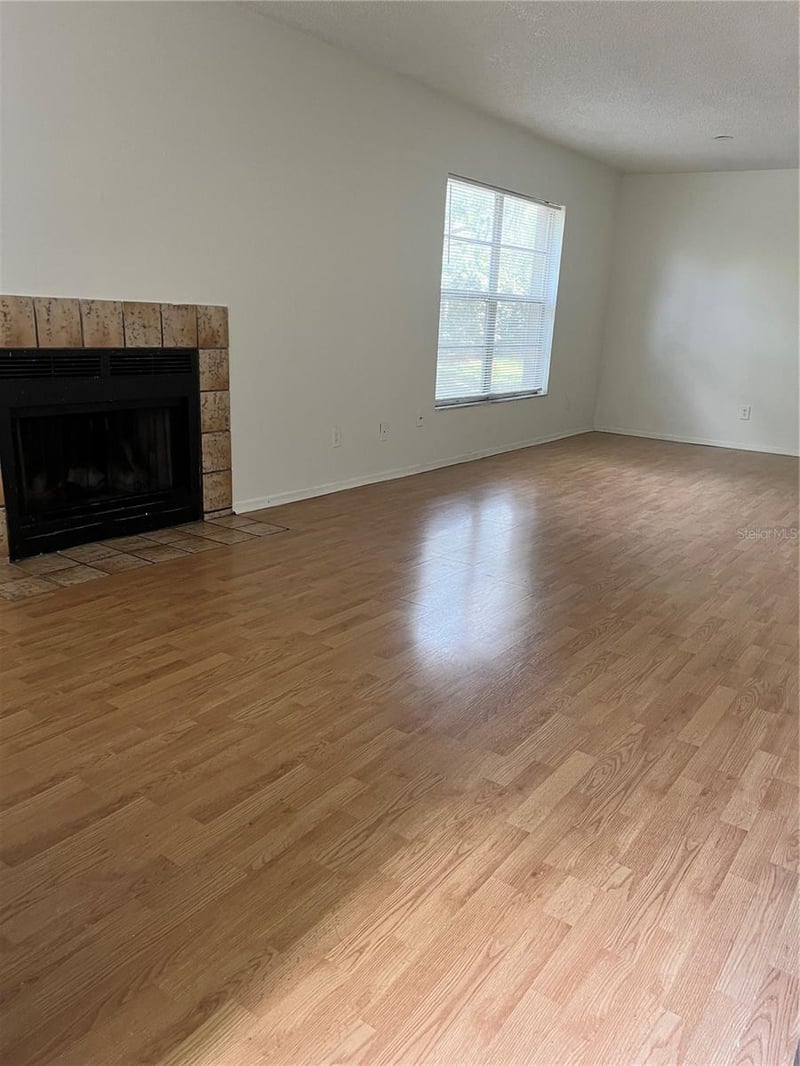 14308 Hanging Moss Cir #102, Tampa, FL 33613