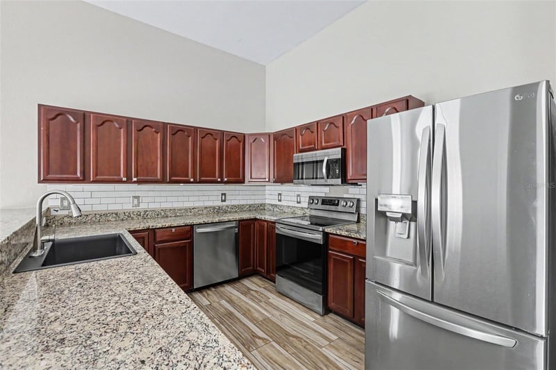 9548 Orange Valley Ct, Tampa, FL 33618