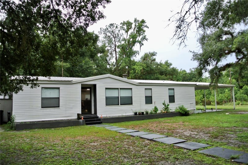 38122 Central Ave, Zephyrhills, FL 33540
