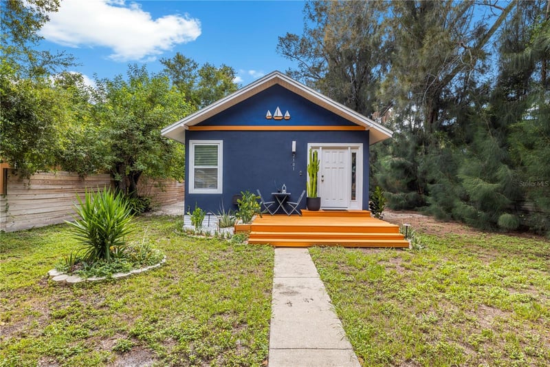 2101 43rd St, St Petersburg, FL 33711