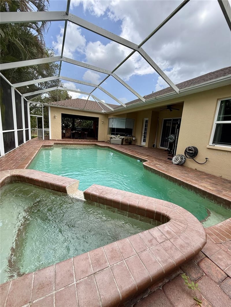 11805 Soft Rush Ter, Bradenton, FL 34202