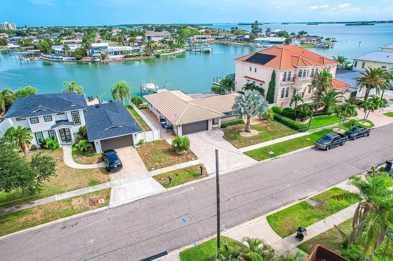340 Palm ISLAND, Clearwater Beach, FL 33767